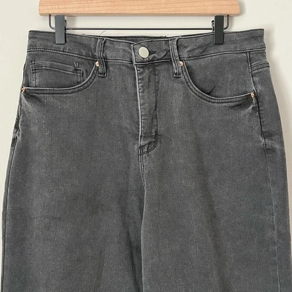 RFM | NWT Wide Leg Jeans in Vintage Black - Picture 3 of 10